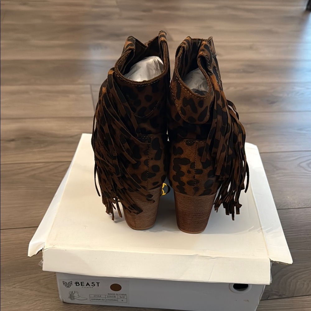 BEAST FASHION Leopard Fringe Ankle Booties NIB - Picture 5 of 8
